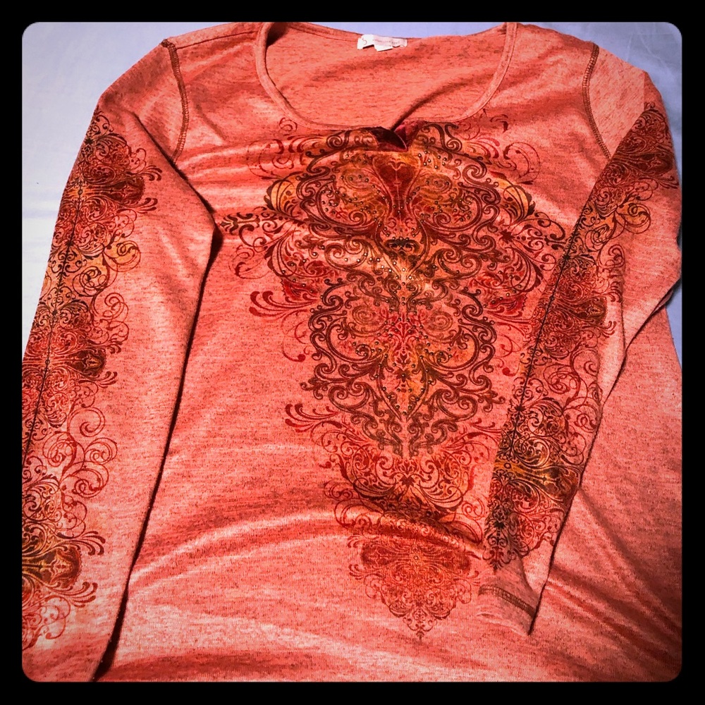 Long sleeve printed top